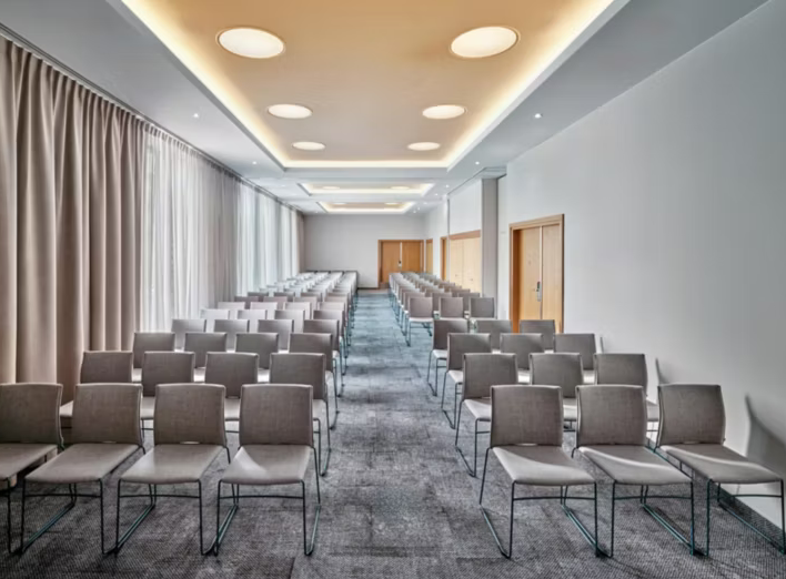 Holiday Inn Warsaw City Centre — Hotel Konferencyjny w Warszawa