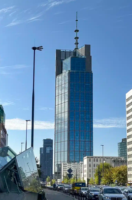 CIC Warsaw — Przestrzen Coworkingowa w Warszawa