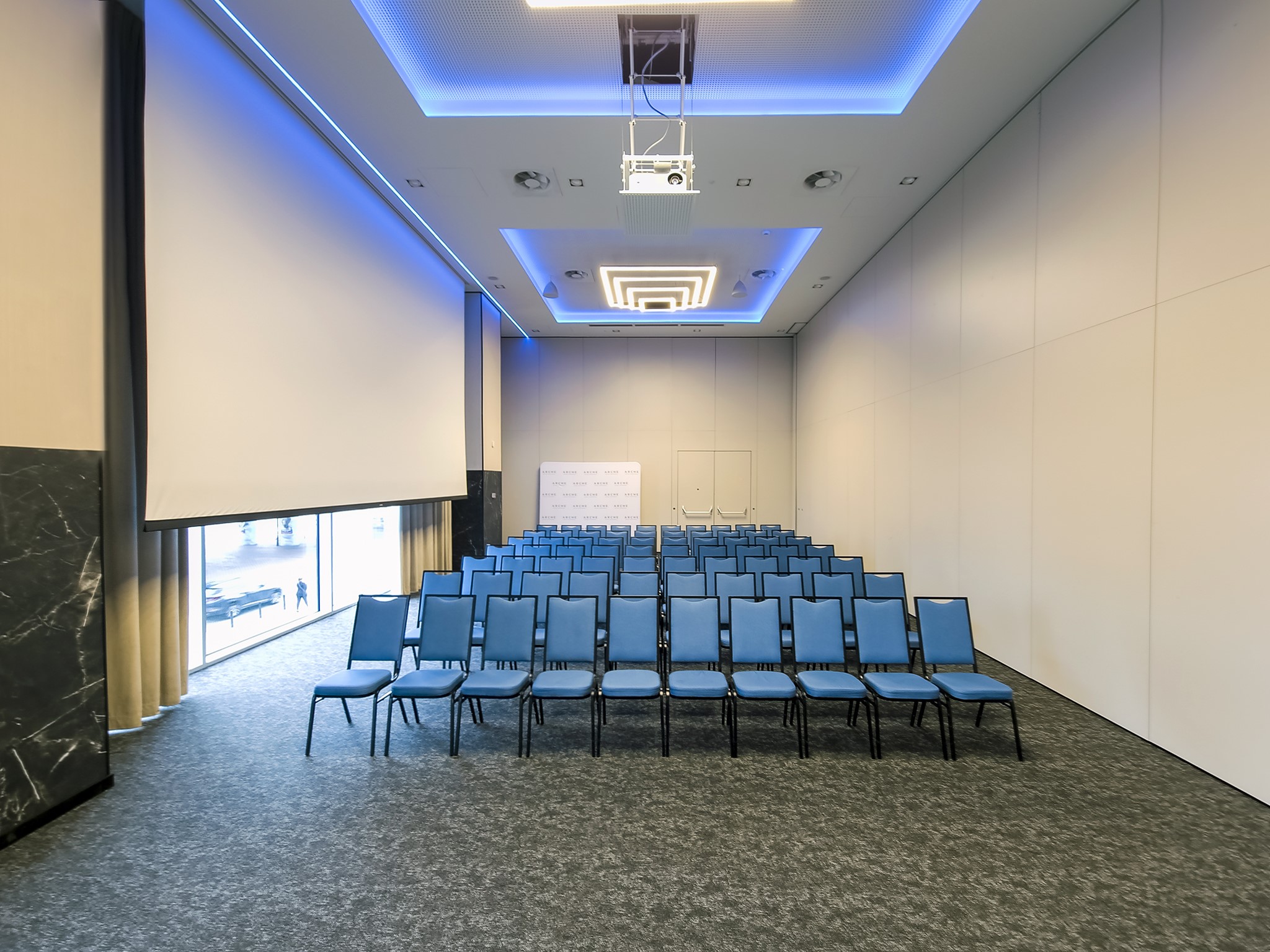 Sala Fuksja 1