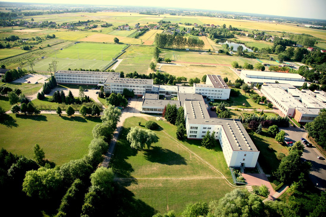 Powiatowy Ośrodek Sportu – Hotel Miętne — Hotel Konferencyjny w Garwolin