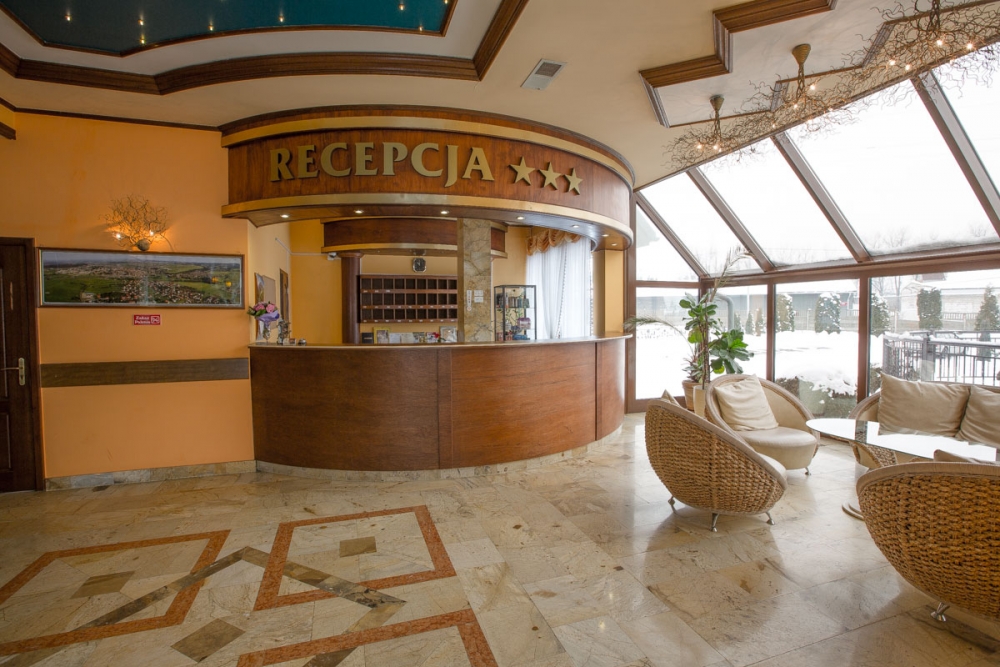 Hotel Skalny Dworek — Hotel Konferencyjny w Nowy Targ