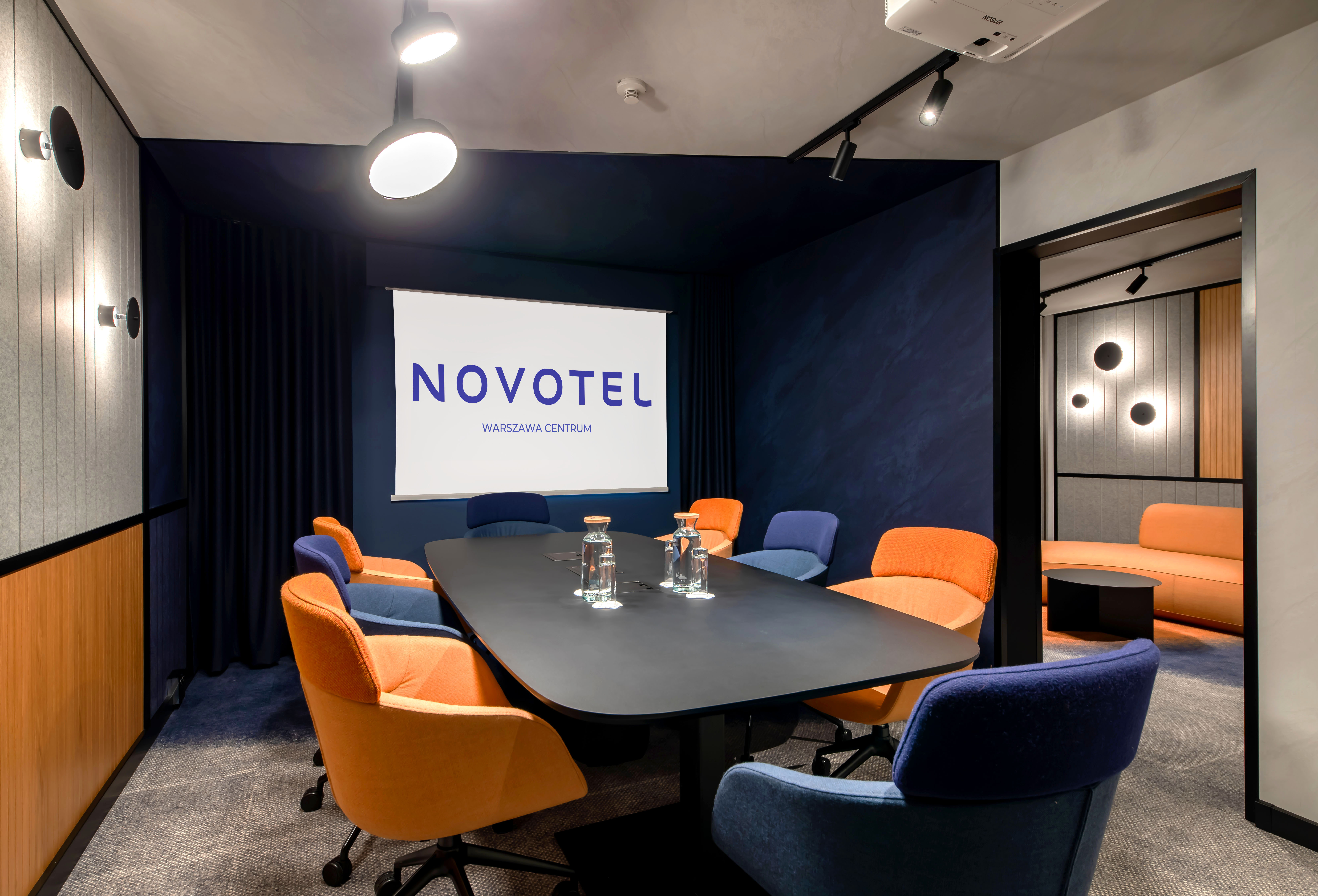 Boardroom 101