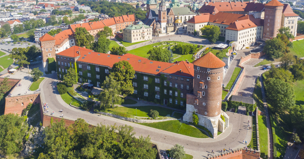 Zamek Królewski na Wawelu - Centrum Wystawowo-Konferencyjne — Obiekt Unikatowy w Kraków