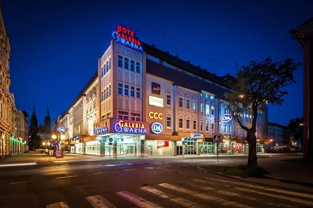 Sky Hotel Gwarna — Hotel Konferencyjny w Legnica