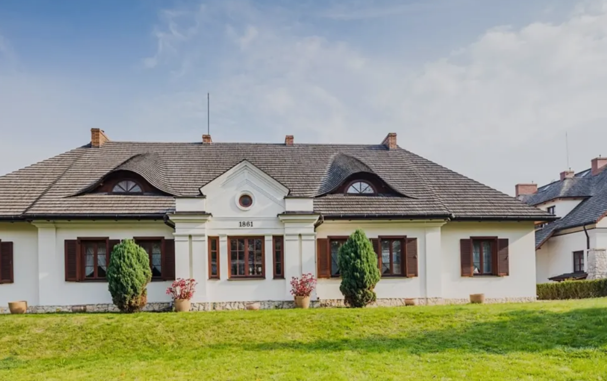 Hotel Sarmata — Obiekt Unikatowy w Sandomierz