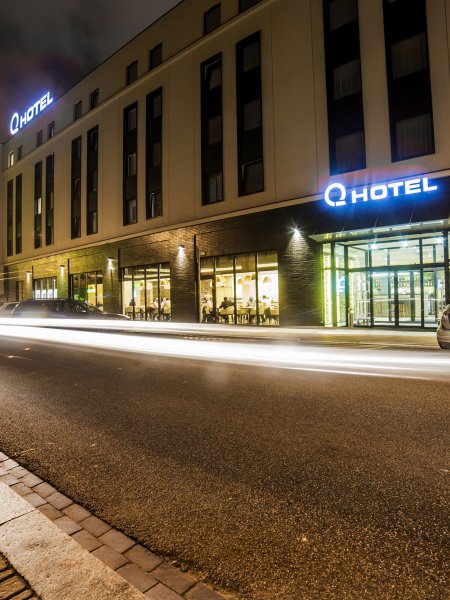 Q Hotel Plus Katowice — Hotel Konferencyjny w Katowice