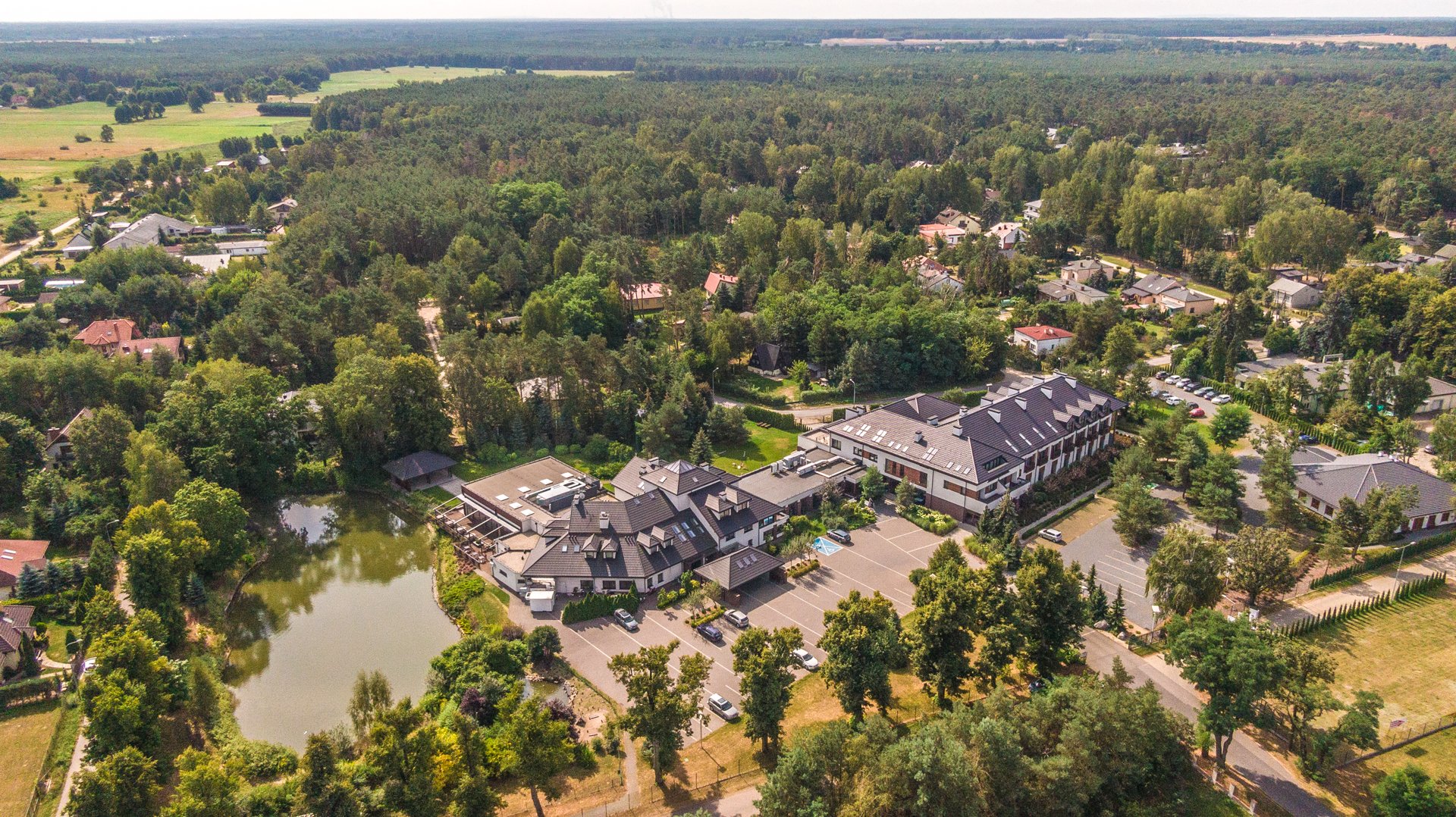 Kolumna Park Hotel & Restauracja — Conference Hotel w Przygon